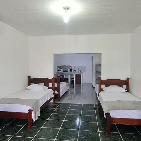 Sleep&Go! Cabina Con 5 Camas Individuales - Siquirres Centro Siqurres Da Alegria Zewnętrze zdjęcie
